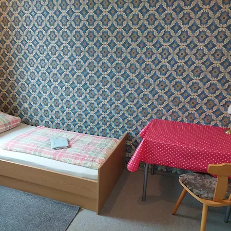 Monteurzimmer Talstrasse 2 Апартаменты