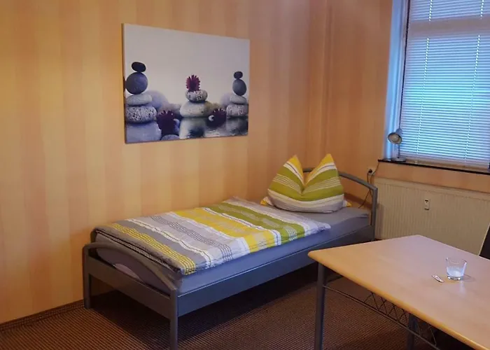 Monteurzimmer Talstrasse 2 *